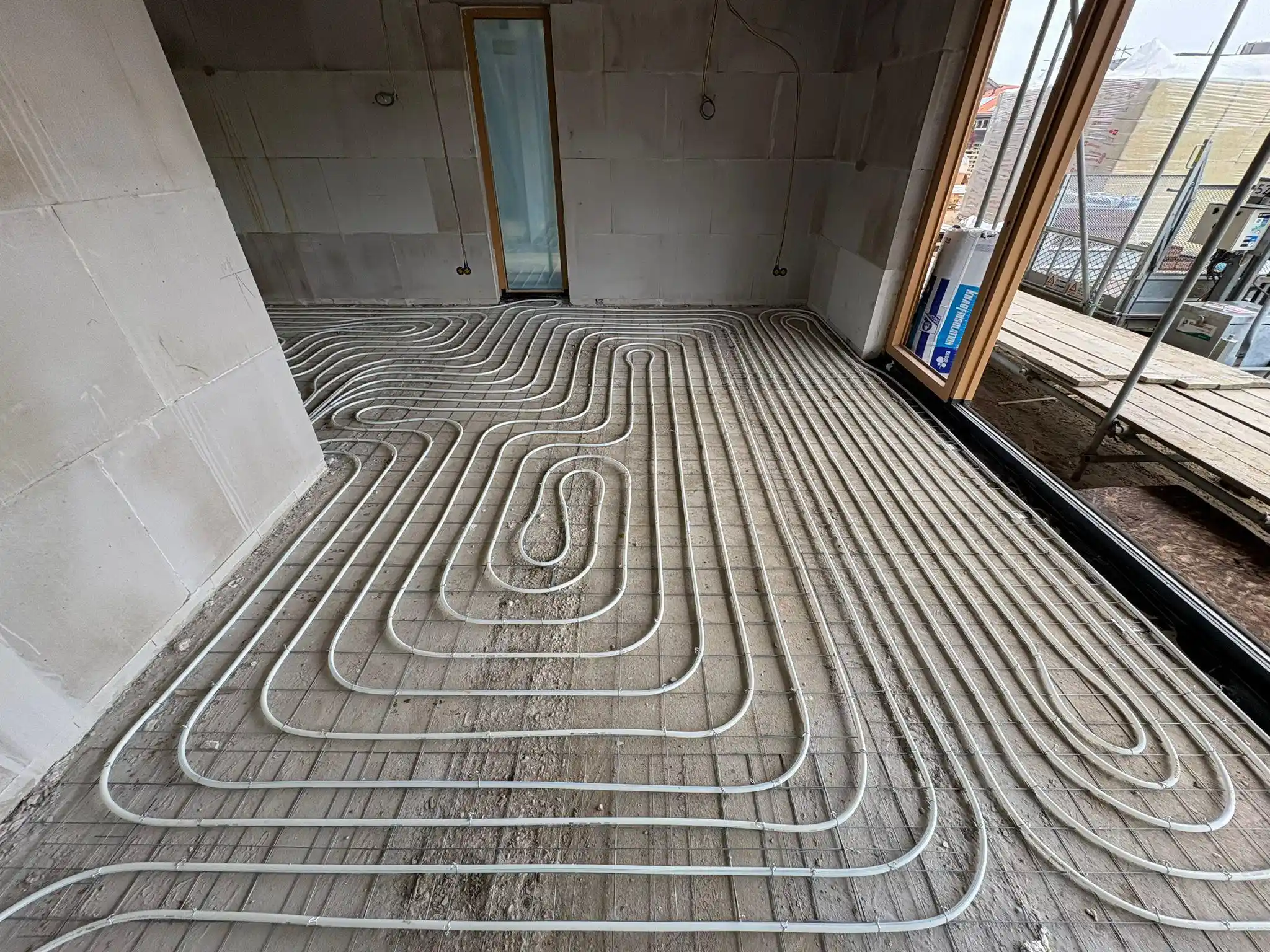 krimpnetten-vloerverwarming-natbouw